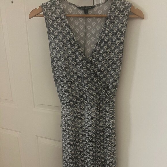 41 Hawthorn Liana Faux Wrap Knit Dress Grey with design size small - Picture 2 of 3